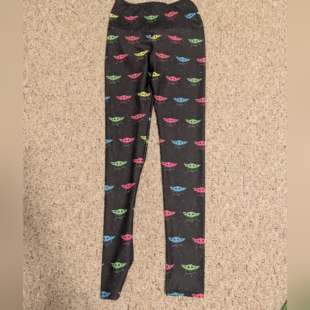 Colorful Grogu Print Leggings